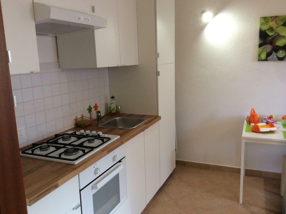 Tiffany 2 Apartment Палау Екстериор снимка